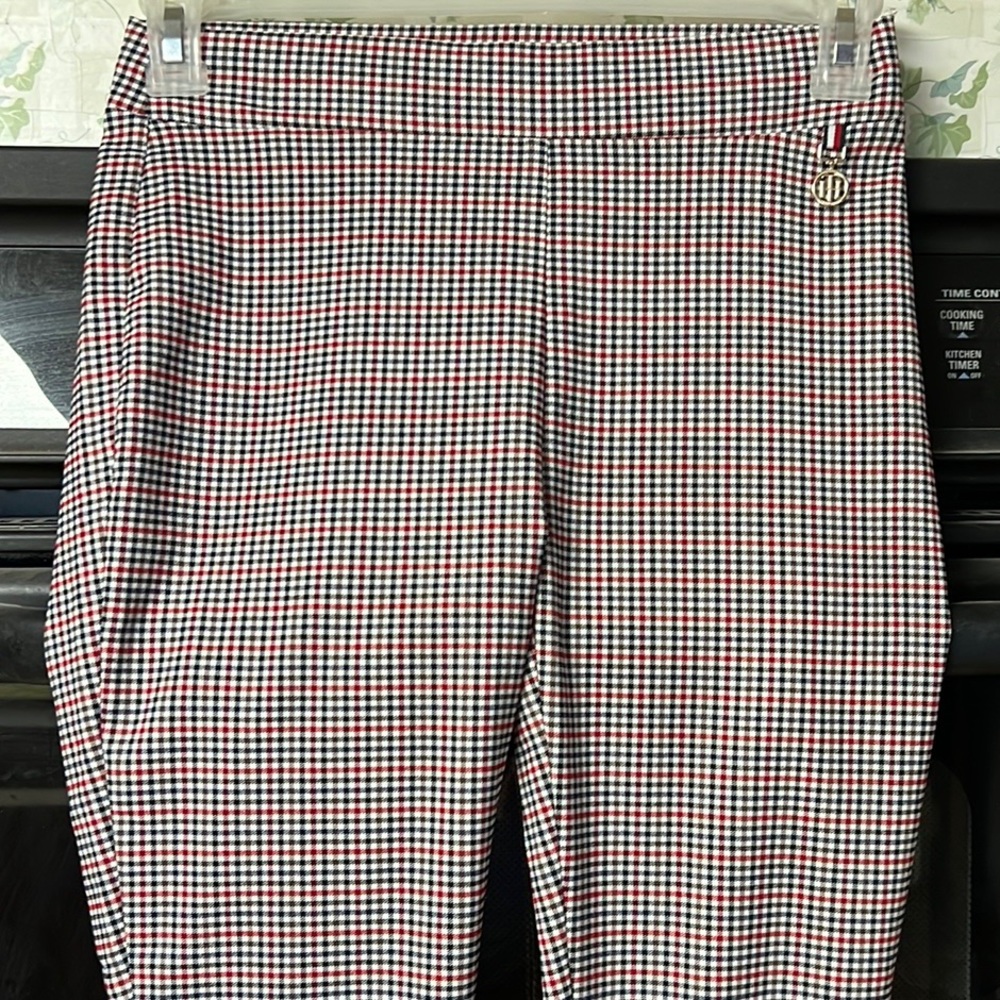 Ladies pants size 4
